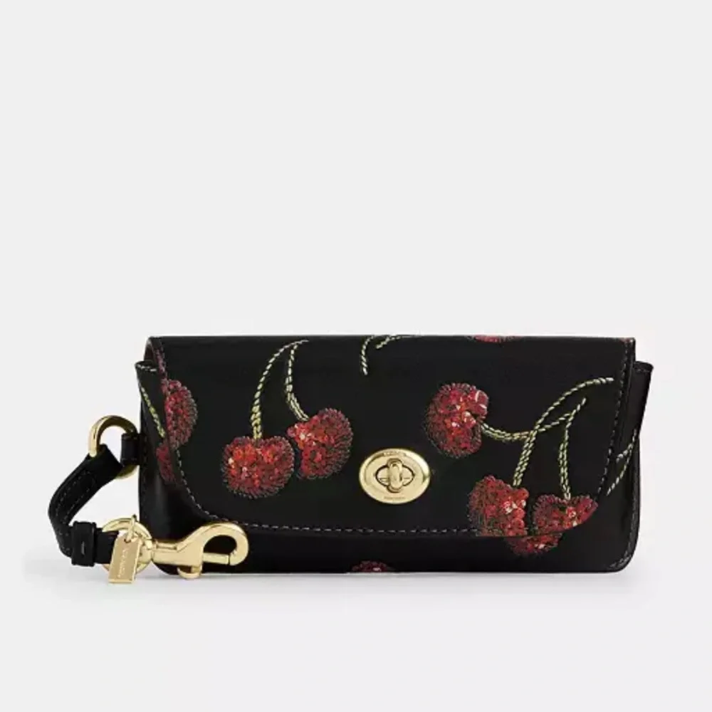 🍒Coach Black Cherry Embroidered sunglasses pouch Wristlet